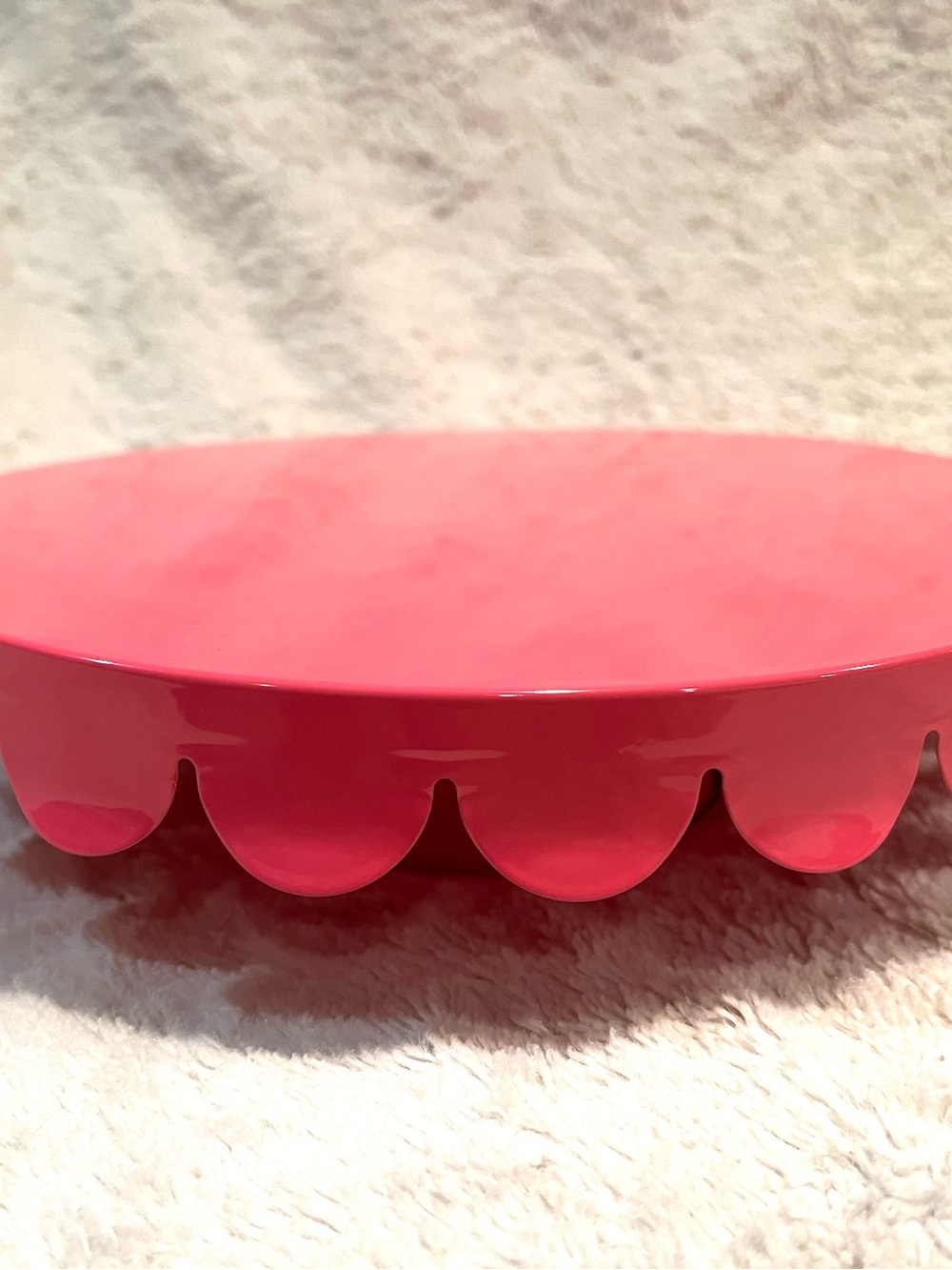 Pink Scalloped Edge Cake Stand